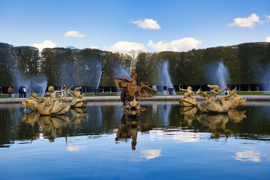 Hotel przy termach z bezpłatnym dostępem do strefy wellness – gdzie go szukać?