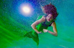 Aqua aerobik dla seniorów – dlaczego termy to idealne miejsce na te zajęcia?